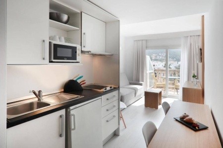 Španielsko Mallorca La Pergola Aparthotel (Port De Andratx) 4 dňový pobyt Raňajky Letecky Letisko: Viedeň December 2025 (20/12/25-23/12/25)