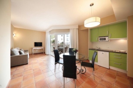 Španielsko Mallorca La Pergola Aparthotel (Port De Andratx) 4 dňový pobyt Raňajky Letecky Letisko: Viedeň December 2025 (20/12/25-23/12/25)