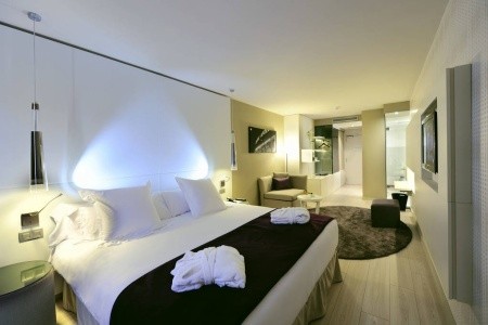 Španielsko Barcelona Grums 6 dňový pobyt Bez stravy Letecky Letisko: Bratislava March 2026 ( 8/03/26-13/03/26)