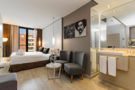 Španielsko Barcelona Grums 6 dňový pobyt Bez stravy Letecky Letisko: Bratislava March 2026 ( 8/03/26-13/03/26)