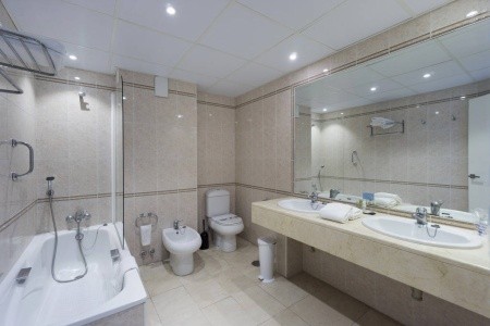 Španielsko Andalúzia Alay 5 dňový pobyt Raňajky Letecky Letisko: Ostrava June 2026 ( 6/06/26-10/06/26)