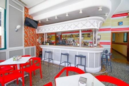 Španielsko Costa Del Sol Mainake Sl 8 dňový pobyt Raňajky Letecky Letisko: Viedeň January 2026 (27/01/26- 3/02/26)