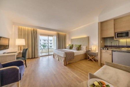 Španielsko Mallorca Zafiro Bahia 7 dňový pobyt Bez stravy Letecky Letisko: Praha August 2026 ( 7/08/26-13/08/26)