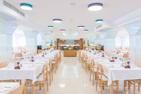 Španielsko Mallorca Vista Park 4 dňový pobyt Raňajky Letecky Letisko: Viedeň April 2026 (26/04/26-29/04/26)