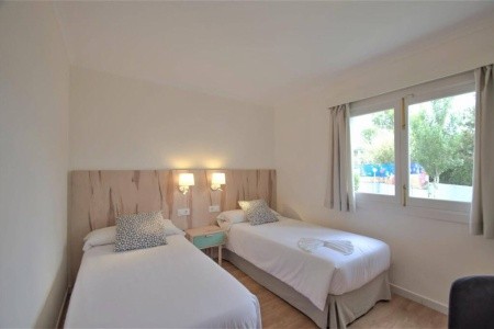 Španielsko Mallorca Vista Park 4 dňový pobyt Raňajky Letecky Letisko: Viedeň April 2026 (26/04/26-29/04/26)