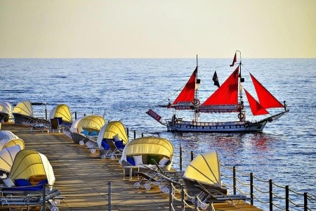 Azura Deluxe Resort & Spa - 12