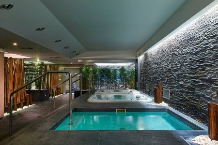 Fly & Drive: Objevte Madeiru! + pobyt v Hotel Melia Madeira Mare