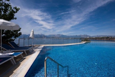 Turecko, Antalya, Ramada Plaza By Wyndham Antalya, za <span>49.391</span> Kč