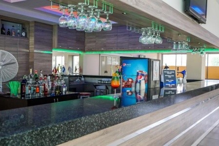 Catty Cats Garden - 14