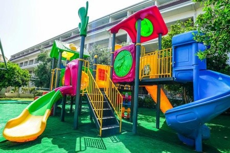 Catty Cats Garden - 28