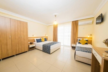 Catty Cats Garden - 34