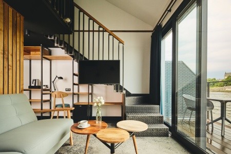 Poľsko Krakov New Port 9 dňový pobyt Raňajky Vlastná March 2027 (15/03/27-23/03/27)