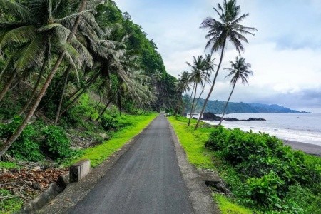Ostrov Svatý Tomáš - mezi rovníkem a oceánem