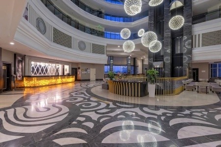 Port River Hotel & Spa - 11