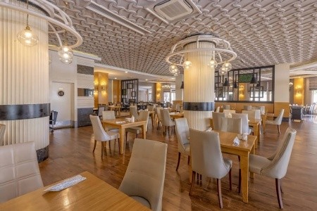 Port River Hotel & Spa - 16