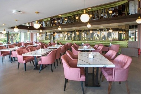 Greenwood Suites Resort - 10