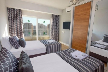 Greenwood Suites Resort - 17