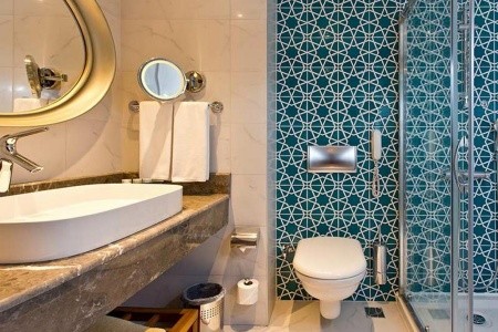 Paloma Perissia - 16