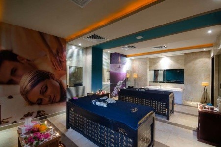 Egypt Hurghada Titanic Beach Spa & Aquapark 8 dňový pobyt Ultra All inclusive Letecky Letisko: Praha January 2026 (21/01/26-28/01/26)