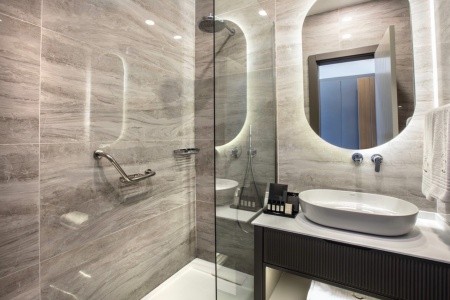 Unique Lifestyle Hotel - 89