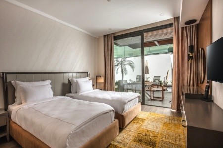 Unique Lifestyle Hotel - 92