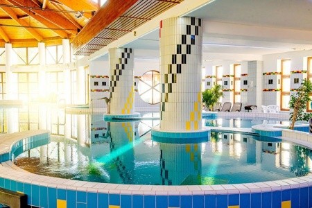Maďarsko Západné Zadunajsko Park Inn By Radisson Zalakaros & Spa 5 dňový pobyt Light All inclusive Vlastná March 2026 (30/03/26- 3/04/26)