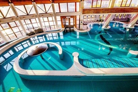 Maďarsko Západné Zadunajsko Park Inn By Radisson Zalakaros & Spa 5 dňový pobyt Light All inclusive Vlastná March 2026 (30/03/26- 3/04/26)