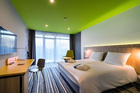 Maďarsko Západné Zadunajsko Park Inn By Radisson Zalakaros & Spa 5 dňový pobyt Light All inclusive Vlastná March 2026 (30/03/26- 3/04/26)