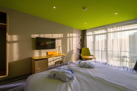 Maďarsko Západné Zadunajsko Park Inn By Radisson Zalakaros & Spa 5 dňový pobyt Light All inclusive Vlastná March 2026 (30/03/26- 3/04/26)