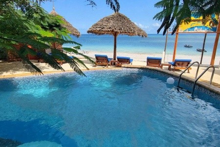 Double A Nungwi Beach Hotel