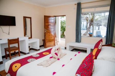 Double A Nungwi Beach Hotel - 9