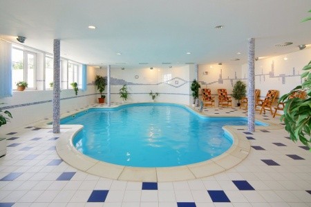 Česká republika Krkonoše Špindlerova Bouda 4 dňový pobyt Polpenzia Vlastná November 2025 (20/11/25-23/11/25)