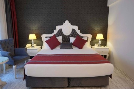 Turecko Istanbul Yigitalp 3 dňový pobyt Raňajky Letecky Letisko: Praha December 2025 ( 4/12/25- 6/12/25)