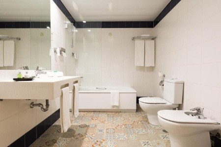 Legendary Porto (Ex. Quality Inn Porto) - 12