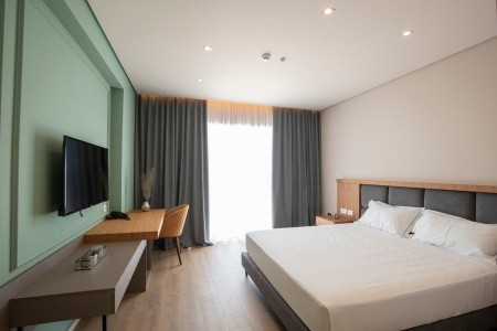 Albánie, Durrës, Amr, za <span>32.899</span> Kč