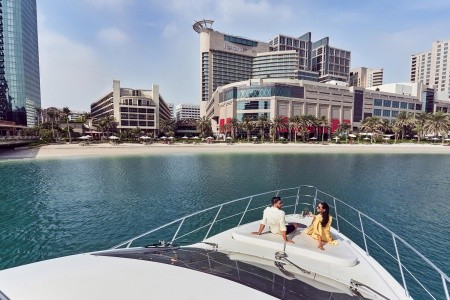 Spojené arabské emiráty Abu Dhabi Beach Rotana Hotel & Tower 6 dňový pobyt Polpenzia Letecky Letisko: Praha September 2026 (15/09/26-20/09/26)