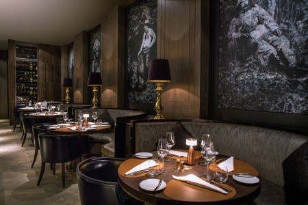 Spojené arabské emiráty Abu Dhabi Beach Rotana Hotel & Tower 6 dňový pobyt Polpenzia Letecky Letisko: Praha September 2026 (15/09/26-20/09/26)