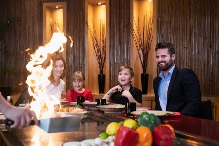 Spojené arabské emiráty Abu Dhabi Beach Rotana Hotel & Tower 6 dňový pobyt Polpenzia Letecky Letisko: Praha September 2026 (15/09/26-20/09/26)