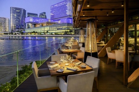 Spojené arabské emiráty Abu Dhabi Beach Rotana Hotel & Tower 6 dňový pobyt Polpenzia Letecky Letisko: Praha September 2026 (15/09/26-20/09/26)