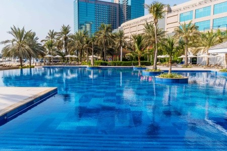 Spojené arabské emiráty Abu Dhabi Beach Rotana Hotel & Tower 6 dňový pobyt Polpenzia Letecky Letisko: Praha September 2026 (15/09/26-20/09/26)
