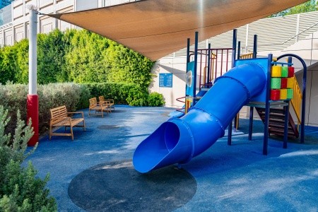 Spojené arabské emiráty Abu Dhabi Beach Rotana Hotel & Tower 6 dňový pobyt Polpenzia Letecky Letisko: Praha September 2026 (15/09/26-20/09/26)