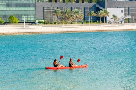 Spojené arabské emiráty Abu Dhabi Beach Rotana Hotel & Tower 6 dňový pobyt Polpenzia Letecky Letisko: Praha September 2026 (15/09/26-20/09/26)