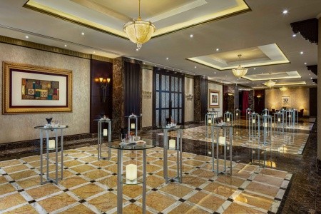 Spojené arabské emiráty Abu Dhabi Beach Rotana Hotel & Tower 6 dňový pobyt Polpenzia Letecky Letisko: Praha September 2026 (15/09/26-20/09/26)