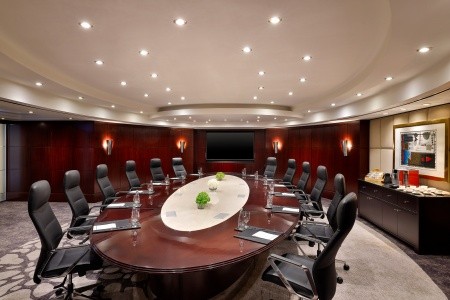 Spojené arabské emiráty Abu Dhabi Beach Rotana Hotel & Tower 6 dňový pobyt Polpenzia Letecky Letisko: Praha September 2026 (15/09/26-20/09/26)