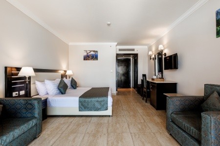 Sunrise Alora Aqua Park Resort (Ex. Hawaii Caesar Palace & Aquapark) - 11