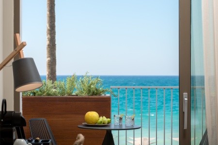 Ikones Seafront Luxury Suites - 10