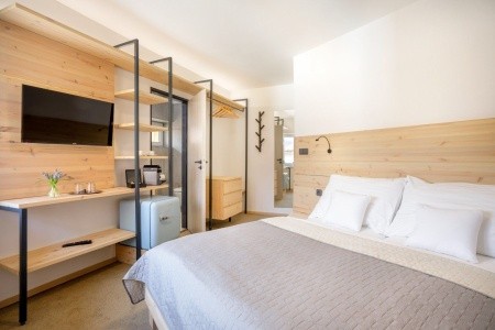 Česká republika Krkonoše Bellevue 11 dňový pobyt Raňajky Vlastná November 2025 (23/11/25- 3/12/25)