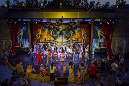 Royal Holiday Palace - 17