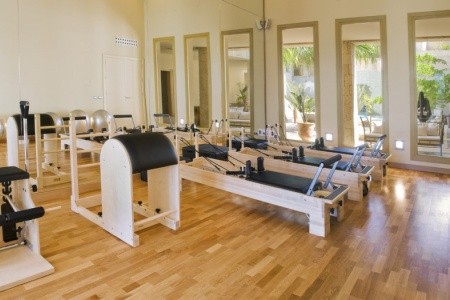 Kanárske ostrovy Tenerife Gran Bahia Del Duque Resort 6 dňový pobyt Raňajky Letecky Letisko: Budapešť August 2026 (12/08/26-17/08/26)