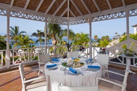 Kanárske ostrovy Tenerife Gran Bahia Del Duque Resort 6 dňový pobyt Raňajky Letecky Letisko: Budapešť August 2026 (12/08/26-17/08/26)